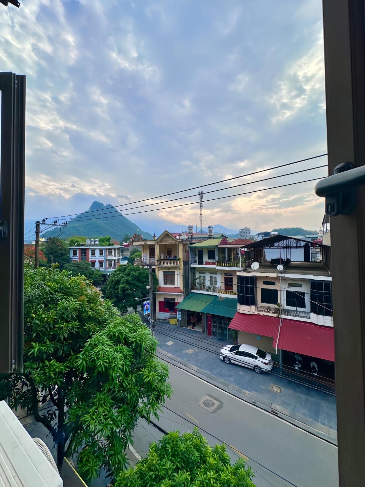 Tam Giac Mach Hotel Ha Giang Exterior foto